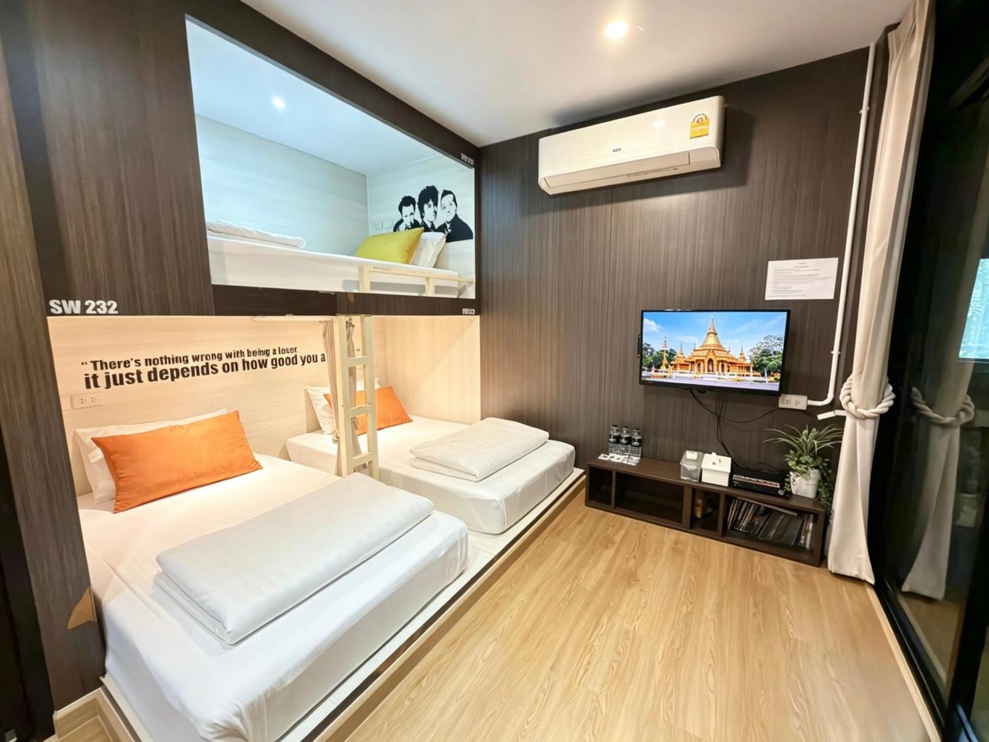 Sleep Walker Poshtel Hostel - Chiang Mai — Photos 3